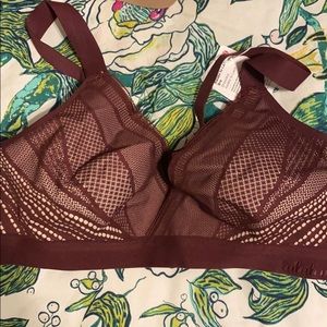 NWT!! Lululemon awake to lace bra 36c